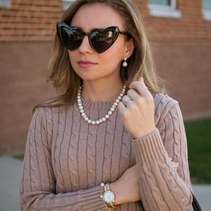 Meet your Posher, Mia